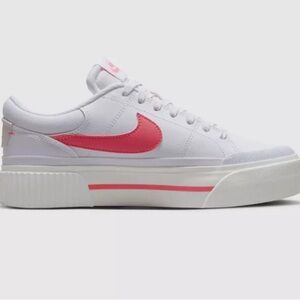 Nike Women's Court Legacy Lift